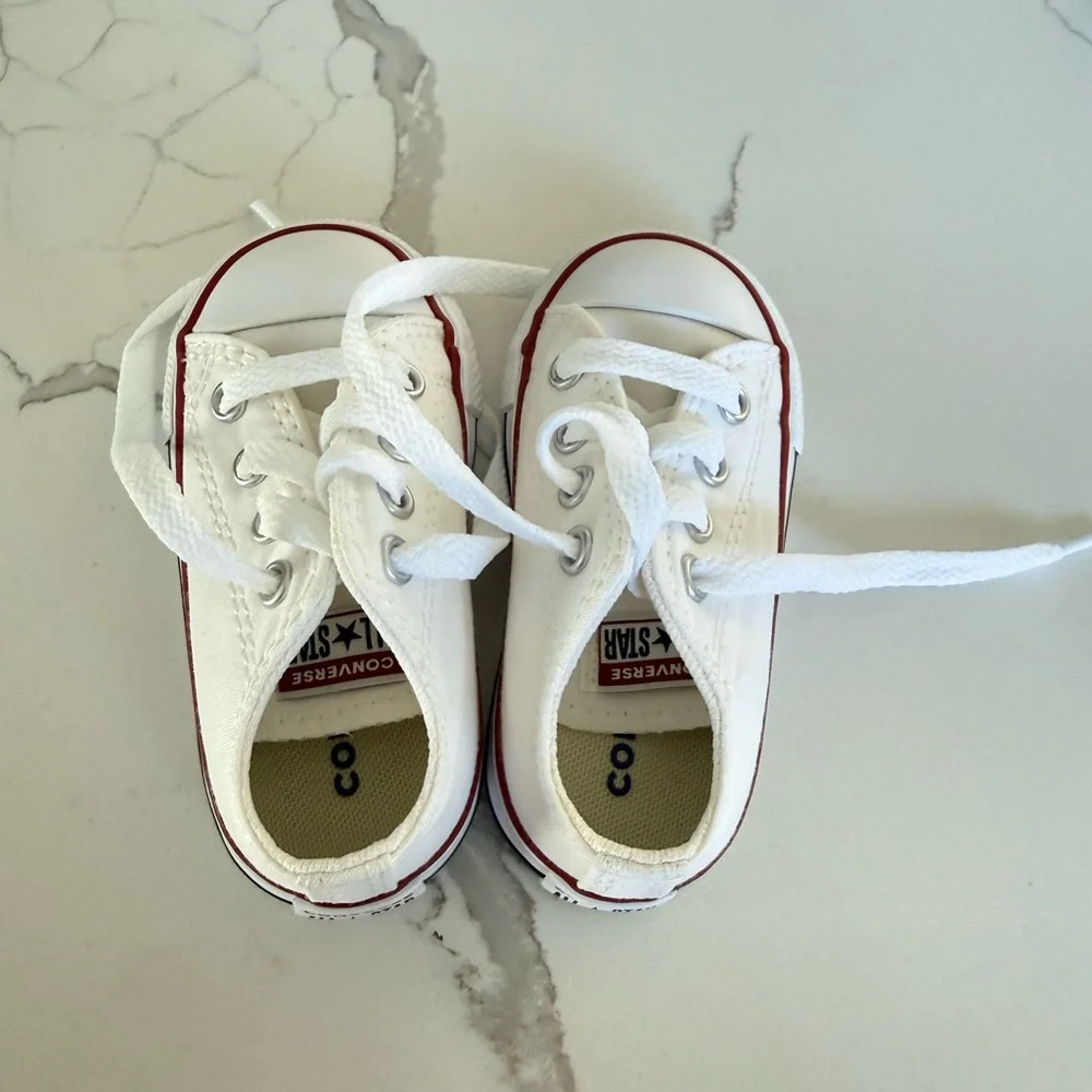 Converse Chuck Taylor All Star Low-Top Sneaker - Baby / Toddler